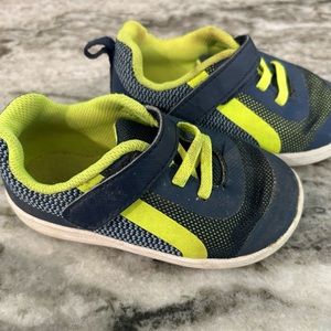 Size 6 little boys shoes